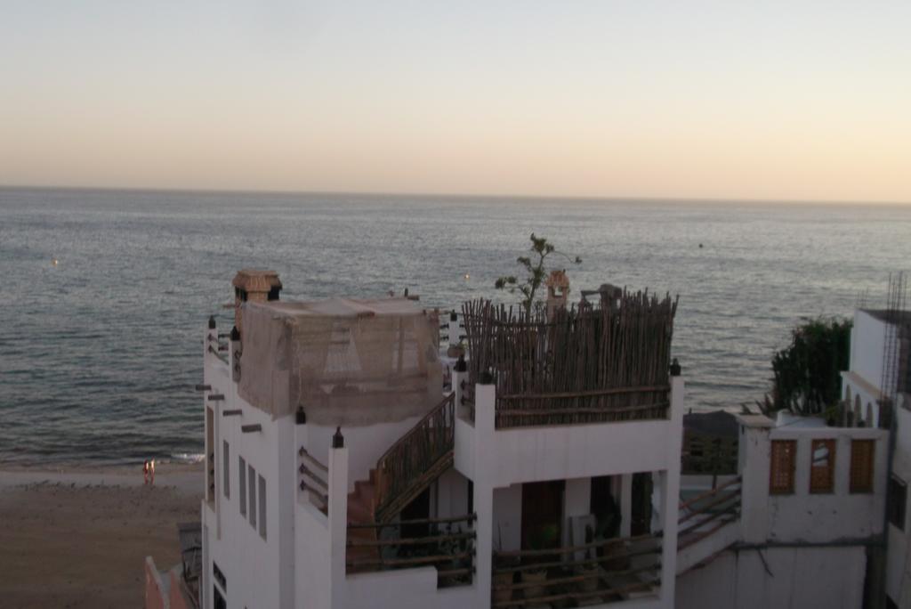 Laverie Du Soleil Surf House Bed & Breakfast Taghazout Room photo