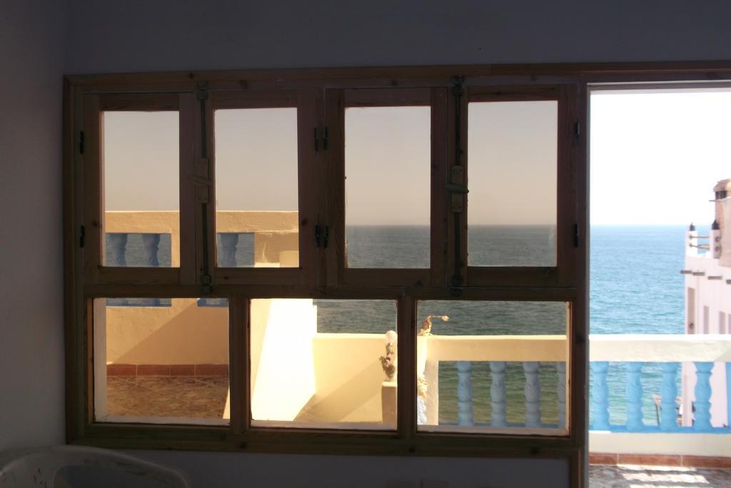 Laverie Du Soleil Surf House Bed & Breakfast Taghazout Room photo